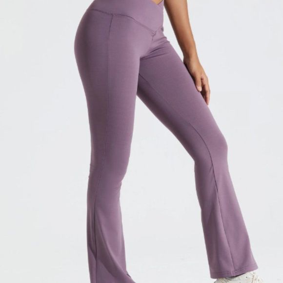 Flare Crossover Legging - Flare legging - Crossover Legging - Picture 3 of 7